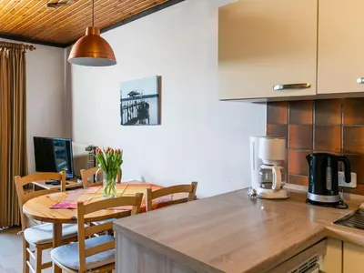 Küche/Küchenzeile in der Unterkunft Apartment Nordsee-Ferienhaus-5 by Interhome