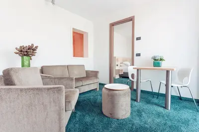 Ein Sitzbereich in der Unterkunft Hotel Schelf GmbH & Co. KG