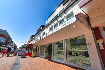 Das Gebäude in dem sich die Ferienwohnung befindet