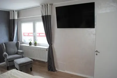 TV/Unterhaltungsangebot in der Unterkunft Terrassenhaus Penthouse-Wohnung 93