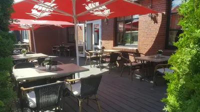 Ein Restaurant oder anderes Speiselokal in der Unterkunft Hotel Zwei Linden - links der Elbe - Niedersachsen