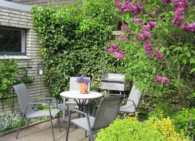 Ein Garten an der Unterkunft Ferienwohnung Butendiek