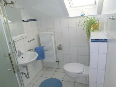Ein Badezimmer in der Unterkunft Haus Strandgut/1