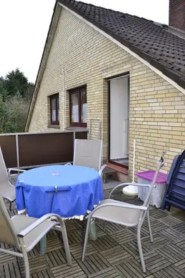 Das Gebäude in dem sich die Ferienwohnung befindet