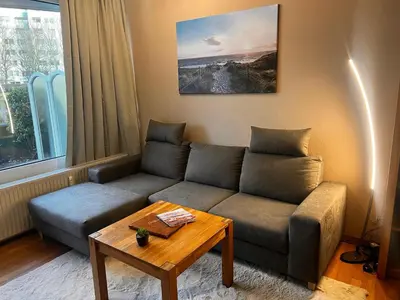 Ein Sitzbereich in der Unterkunft Lord Nelson Apartment 13