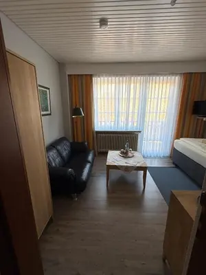 Ein Bett oder Betten in einem Zimmer der Unterkunft Hotel-Restaurant Nord Stuv