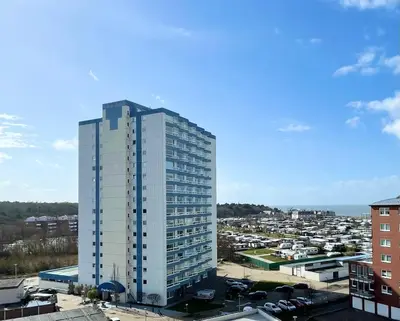 Das Gebäude in dem sich die Ferienwohnung befindet