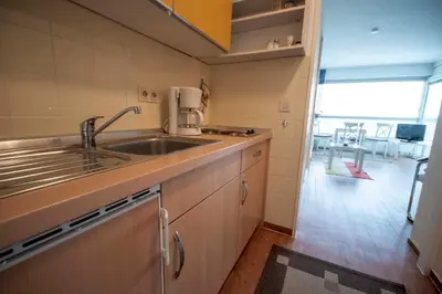 Küche/Küchenzeile in der Unterkunft Strandnahe Ferienwohnung FB08.05 mit Meerblick