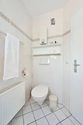 Ein Badezimmer in der Unterkunft Haus Pamir - Fewo 23