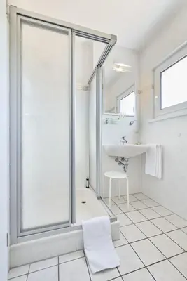 Ein Badezimmer in der Unterkunft Haus Pamir - Fewo 23