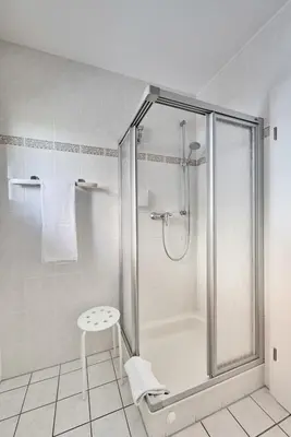 Ein Badezimmer in der Unterkunft Haus Pamir - Fewo 25