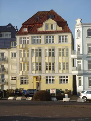 Das Gebäude in dem sich die Ferienwohnung befindet