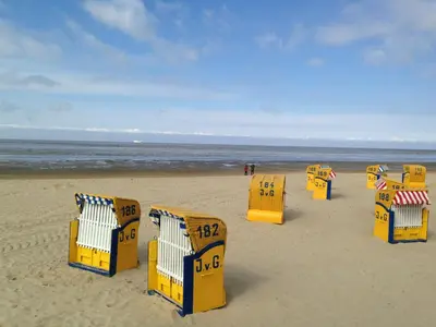 Ein Strand an oder in der Nähe des Ferienhauses
