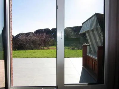 Das Gebäude in dem sich das Ferienhaus befindet