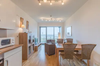 Küche/Küchenzeile in der Unterkunft Residenz am Yachthafen Wohnung 5