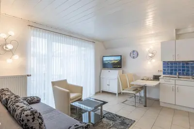 Küche/Küchenzeile in der Unterkunft Haus Seewind Wohnung 2