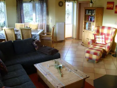 Ein Sitzbereich in der Unterkunft Ferienhaus Seeblick