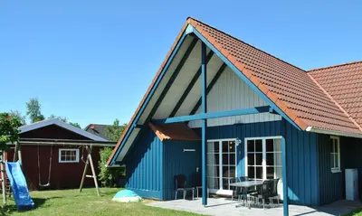 Das Gebäude in dem sich das Ferienhaus befindet