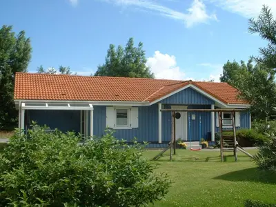 Ein Garten an der Unterkunft Ferienhaus Nordseebrise