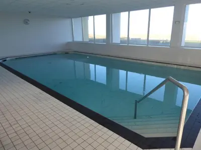Der Swimmingpool an oder in der Nähe von Am Sahlenburger Strand - Wohnung 27