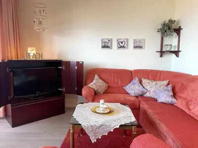 Ein Sitzbereich in der Unterkunft Strandhochhaus Whg. J12