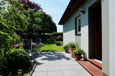 Ein Garten an der Unterkunft Ferienwohnung Wattfischer