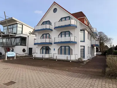 Das Gebäude in dem sich die Ferienwohnung befindet