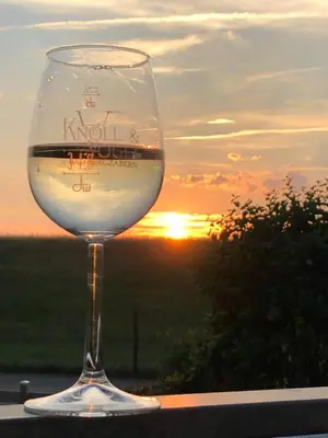 Blick auf den Sonnenuntergang/Sonnenaufgang von der Ferienwohnung aus oder aus der Nähe