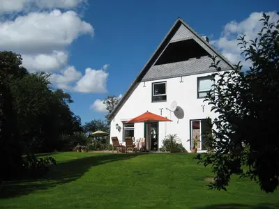 Ein Garten an der Unterkunft Wrede-Hof