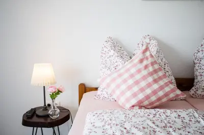 Ein Bett oder Betten in einem Zimmer der Unterkunft Strandchalet Elmo I in Wremen