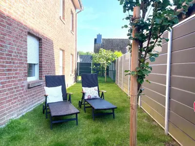 Ein Garten an der Unterkunft Cuxhavener Straße 5/2