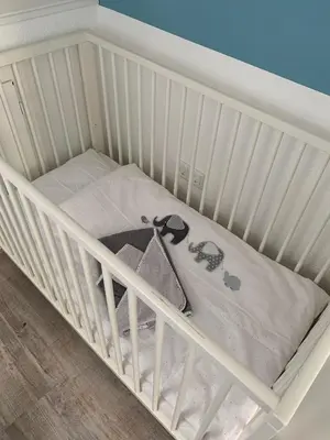 Ein Bett oder Betten in einem Zimmer der Unterkunft Wohnung 