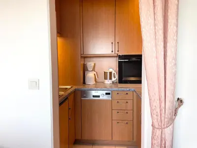 Küche/Küchenzeile in der Unterkunft Strandhochhaus J12