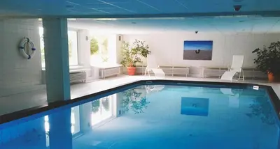 Der Swimmingpool an oder in der Nähe von Strandhochhaus J12