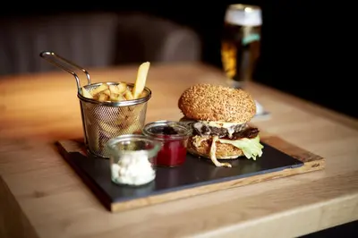 Essen im Hotel oder in der Nähe