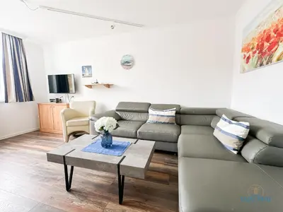 TV/Unterhaltungsangebot in der Unterkunft Auszeit im Haus Elbe Whg.6 in mitten von Döse, 800m bis zum Strand