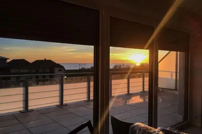 Ein Balkon oder eine Terrasse in der Unterkunft 5 Sterne Penthouse DeichSuite