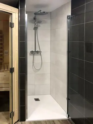 Ein Badezimmer in der Unterkunft 5 Sterne Penthouse DeichSuite