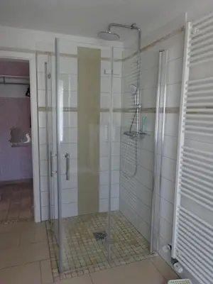 Ein Badezimmer in der Unterkunft Ferienwohnung Schwiemann, Erdgeschoss