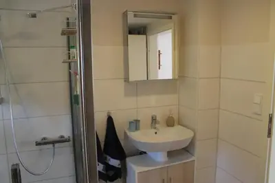 Ein Badezimmer in der Unterkunft FeWoGeestland