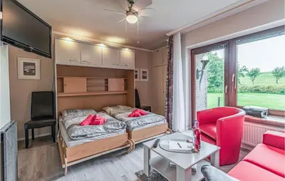 Ein Bett oder Betten in einem Zimmer der Unterkunft Awesome Apartment In Friedrichskoog