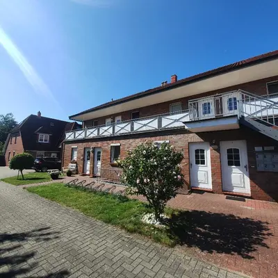 Das Gebäude in dem sich die Ferienwohnung befindet