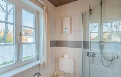 Ein Badezimmer in der Unterkunft Nice Home In Dithmarschen With Wifi