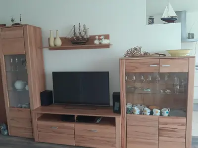 TV/Unterhaltungsangebot in der Unterkunft Wunderschöne Ferienwohnung ´Mal seh´n`direkt am Nordseedeich