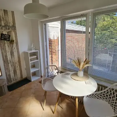Lust auf Meer - Appartement Ferienwohnung Terrasse kleine Hunde willkommen Nähe Nordsee