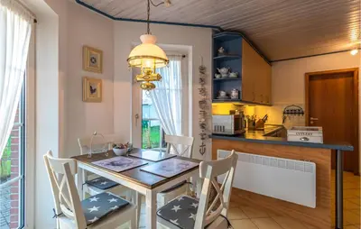 Küche/Küchenzeile in der Unterkunft Beautiful Apartment In Friedrichskoog