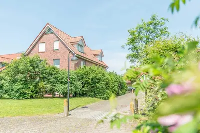 Ein Garten an der Unterkunft Landhaus Braband Ferienwohnungen - Gustav-Schönleber-Weg 27