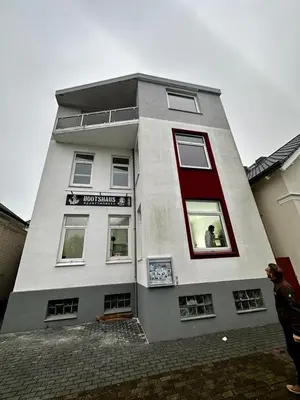 Das Gebäude in dem sich die Ferienwohnung befindet