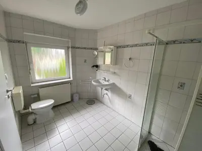 Ein Badezimmer in der Unterkunft Pension Holter Deel