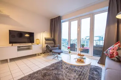 Ein Sitzbereich in der Unterkunft Marina View